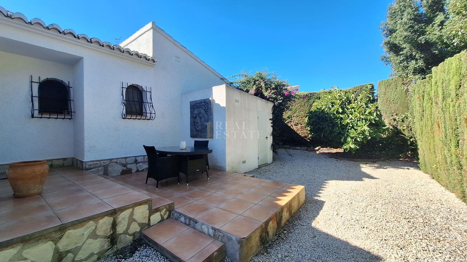 Chalet de 3 habitaciones en Javea / Xàbia en venta con piscina - 675.000 € (Ref: 10076886)