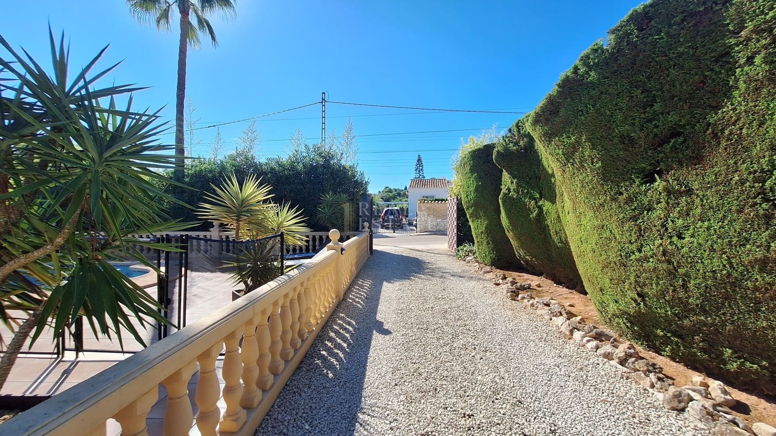 Chalet de 3 habitaciones en Javea / Xàbia en venta con piscina - 675.000 € (Ref: 10076886)