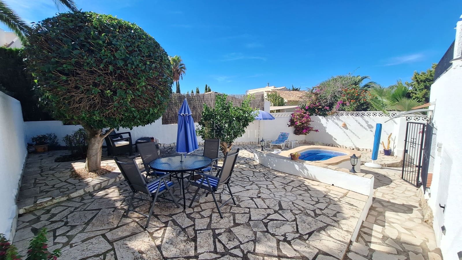 2 quarto Moradia para venda em Moraira com piscina - 325 000 € (Ref: 10095749)