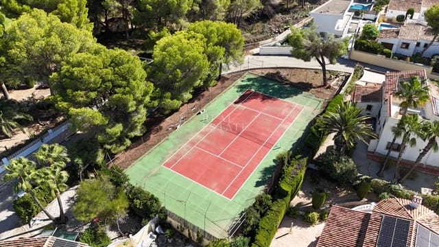 2 quarto Moradia para venda em Moraira, Teulada-Moraira com piscina - 325 000 € (Ref: 10095749)