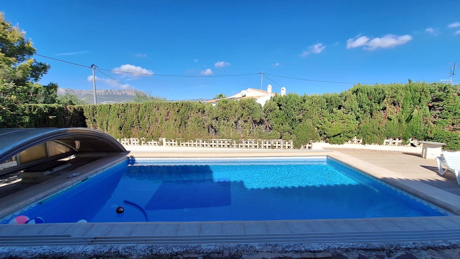 5 makuuhuone Huvila myytävänä paikassa Calpe / Calp mukana uima-altaan 
autotalli - 625 000 € (Ref: 10101390)