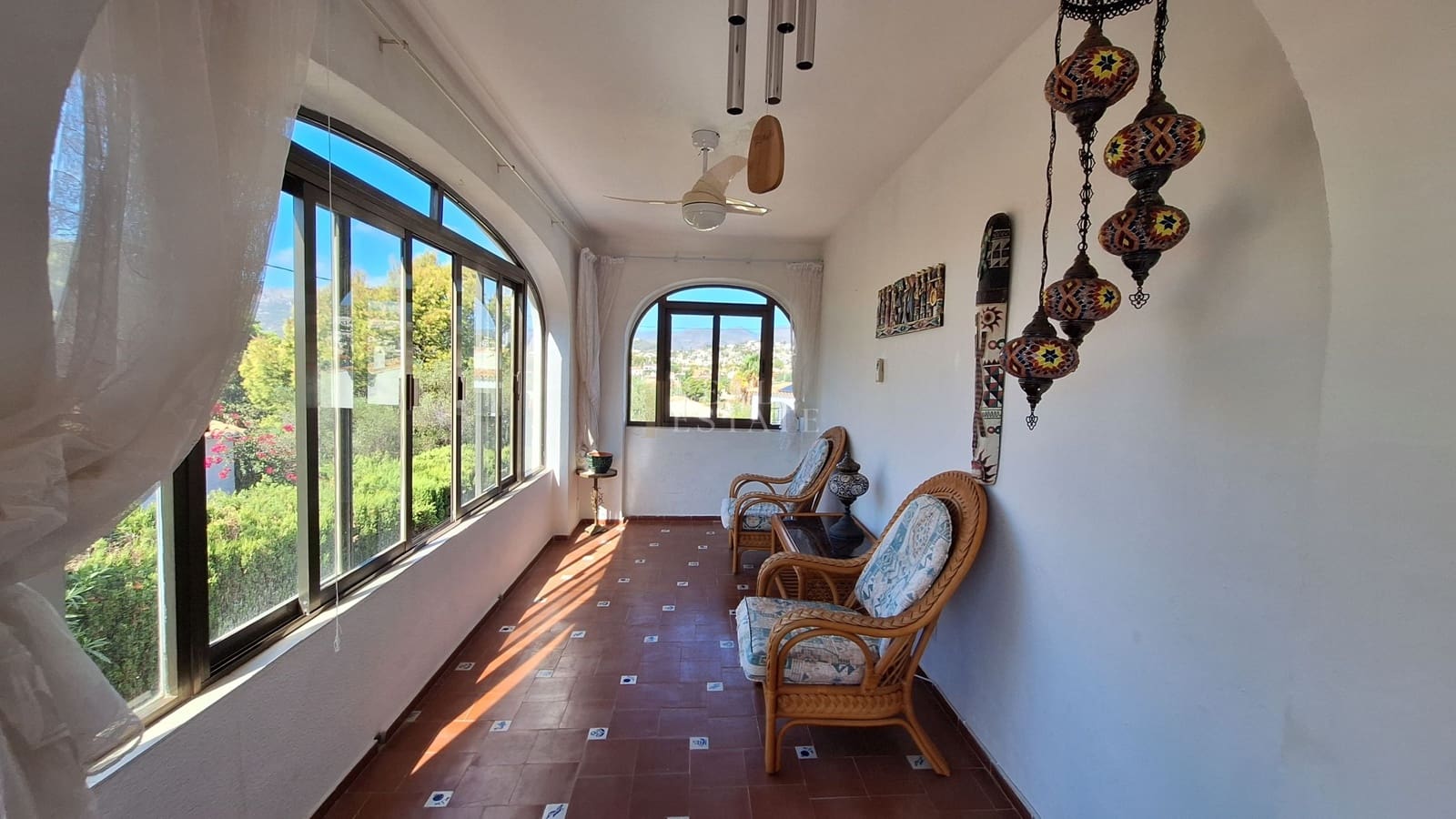 5 makuuhuone Huvila myytävänä paikassa Calpe / Calp mukana uima-altaan 
autotalli - 625 000 € (Ref: 10101390)