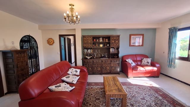 5 makuuhuone Huvila myytävänä paikassa Calpe / Calp mukana uima-altaan 
autotalli - 625 000 € (Ref: 10101390)
