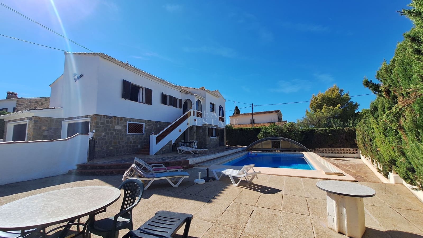 5 makuuhuone Huvila myytävänä paikassa Calpe / Calp mukana uima-altaan 
autotalli - 625 000 € (Ref: 10101390)
