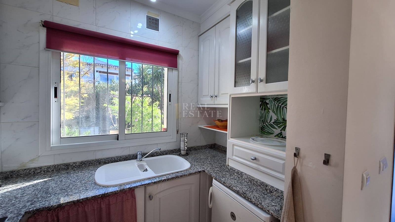 2 sypialnia Willa na sprzedaż w Murla z basenem garażem - 239 950 € (Ref: 10145097)