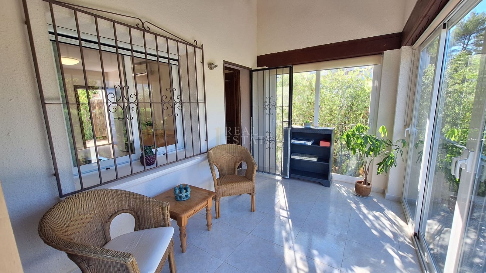 2 sypialnia Willa na sprzedaż w Murla z basenem garażem - 239 950 € (Ref: 10145097)