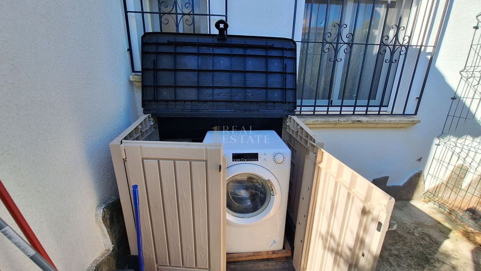 2 sypialnia Willa na sprzedaż w Murla z basenem garażem - 239 950 € (Ref: 10145097)