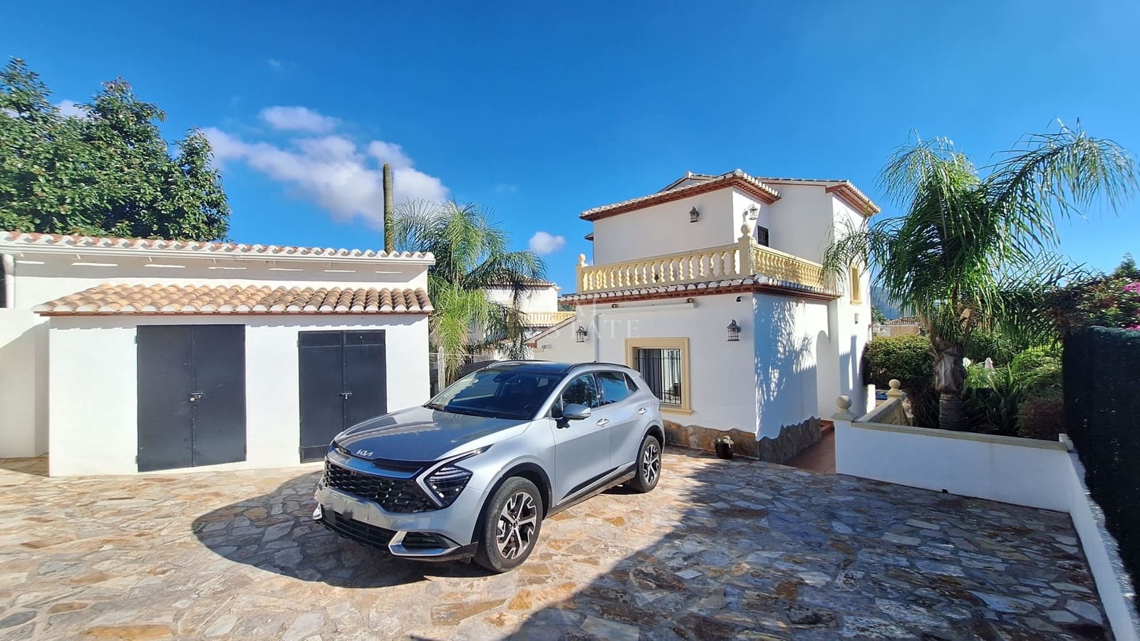 3 slaapkamer Villa te koop in Sagra met zwembad garage - € 375.000 (Ref: 10154159)
