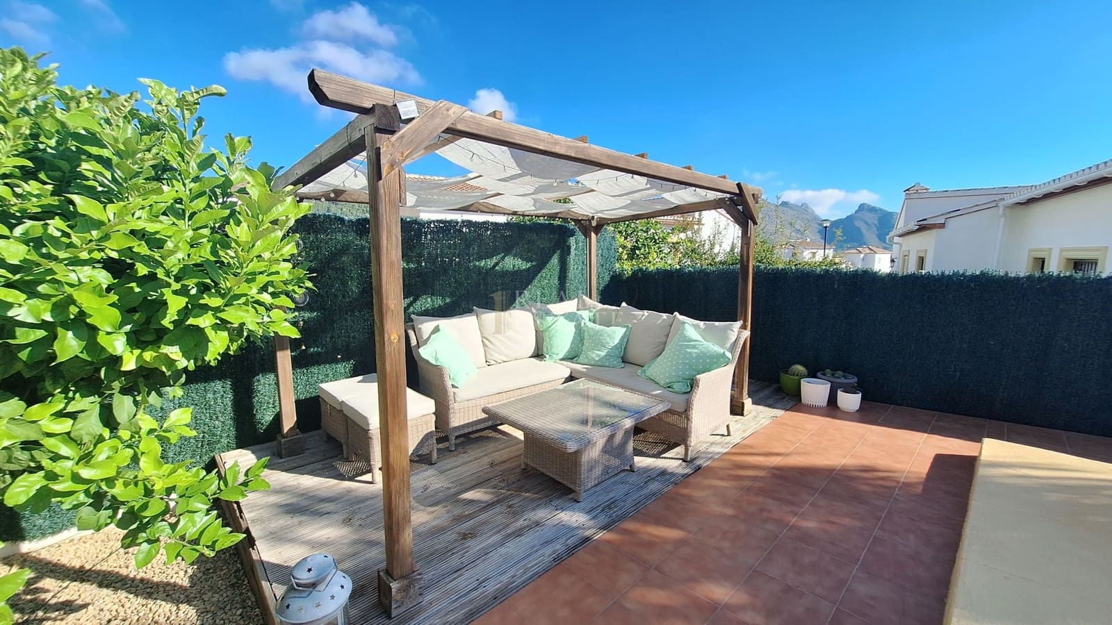 3 slaapkamer Villa te koop in Sagra met zwembad garage - € 375.000 (Ref: 10154159)