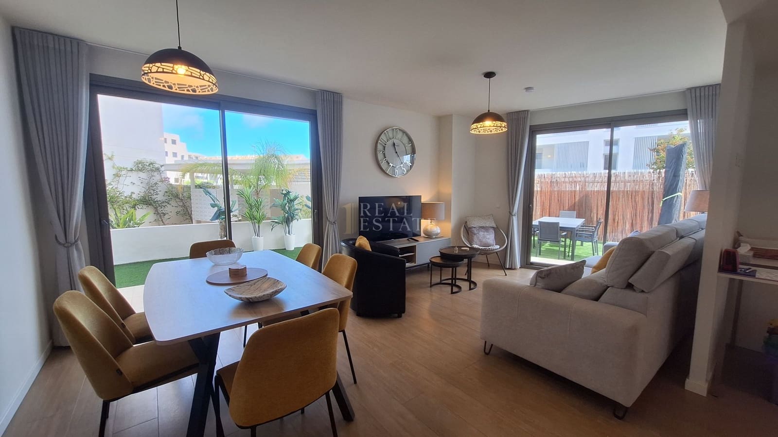 3 slaapkamer Appartement te koop in Denia met zwembad garage - € 469.950 (Ref: 10182148)