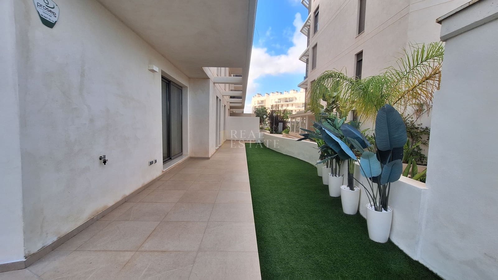 3 slaapkamer Appartement te koop in Denia met zwembad garage - € 469.950 (Ref: 10182148)