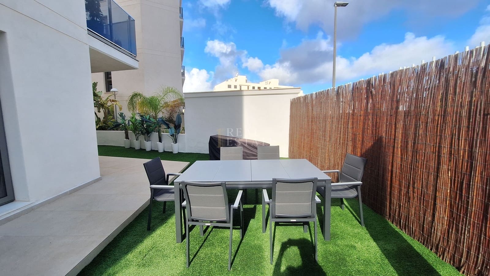 3 slaapkamer Appartement te koop in Denia met zwembad garage - € 469.950 (Ref: 10182148)