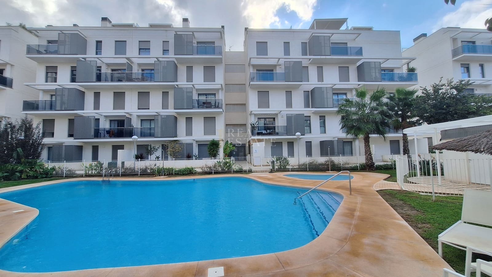 3 slaapkamer Appartement te koop in Denia met zwembad garage - € 469.950 (Ref: 10182148)
