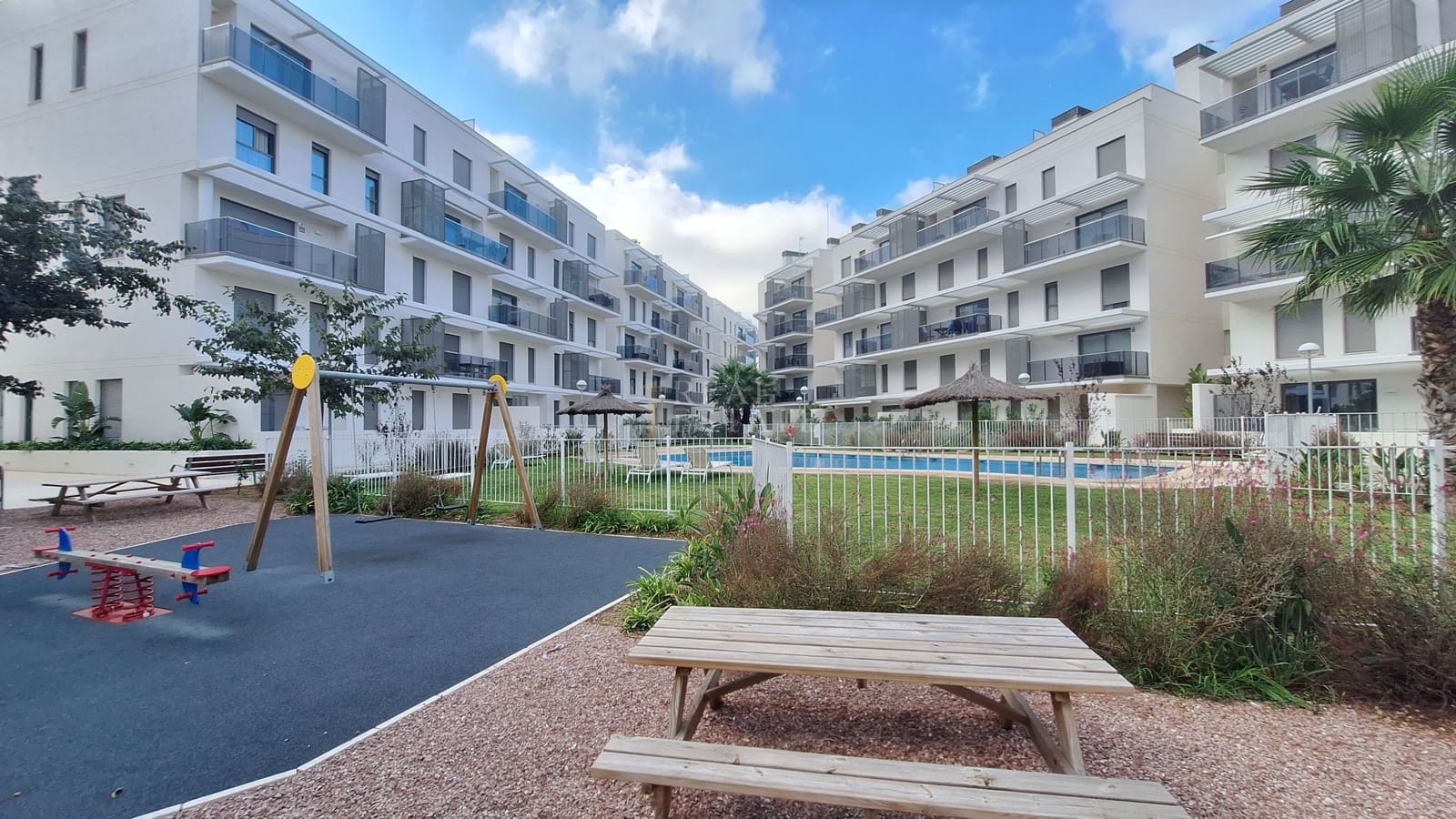 3 slaapkamer Appartement te koop in Denia met zwembad garage - € 469.950 (Ref: 10182148)