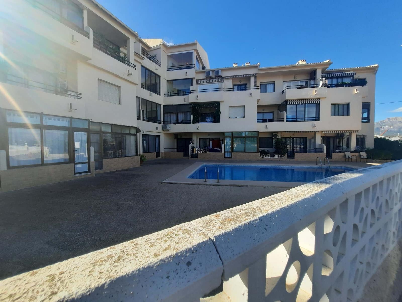 1 bedroom Apartment for sale in Alfaz del Pi / L'Alfas del Pi with pool garage - € 198,000 (Ref: 8555411)