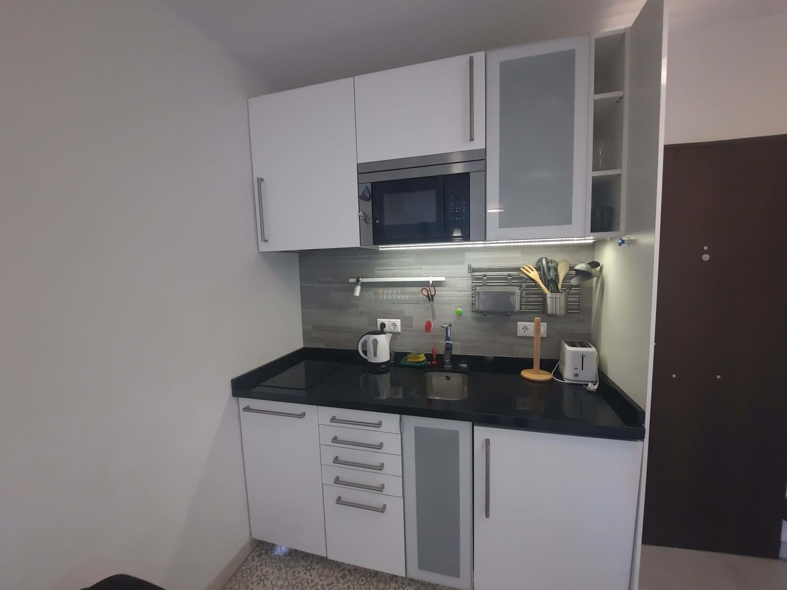 1 bedroom Apartment for sale in Alfaz del Pi / L'Alfas del Pi with pool garage - € 198,000 (Ref: 8555411)