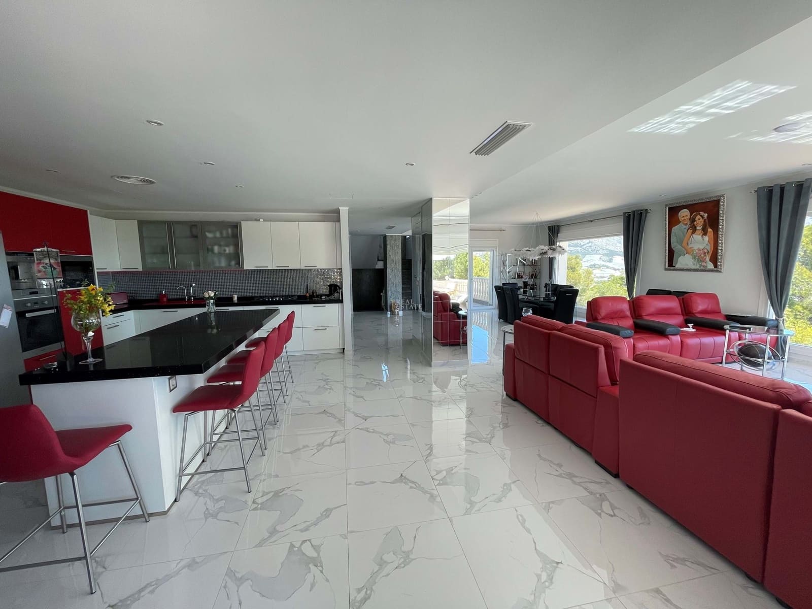 7 bedroom Villa for sale in La Nucia with pool garage - € 2,500,000 (Ref: 8555422)