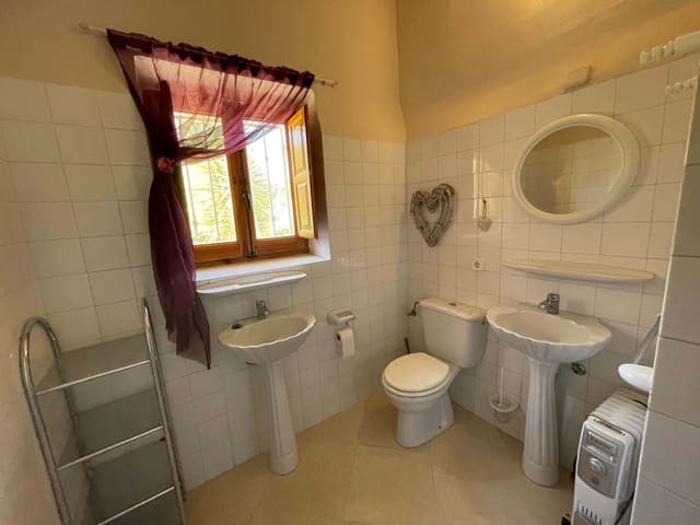 7 bedroom Villa for sale in La Nucia with pool garage - € 2,500,000 (Ref: 8555422)