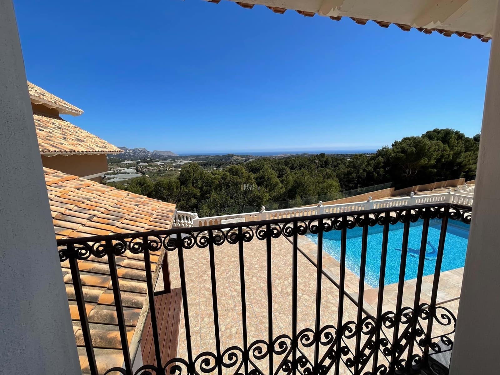 7 bedroom Villa for sale in La Nucia with pool garage - € 2,500,000 (Ref: 8555422)