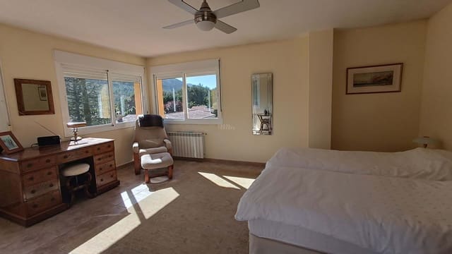 4 soverom Villa til salgs i Barx med svømmebasseng garasje - € 475 000 (Ref: 8555423)