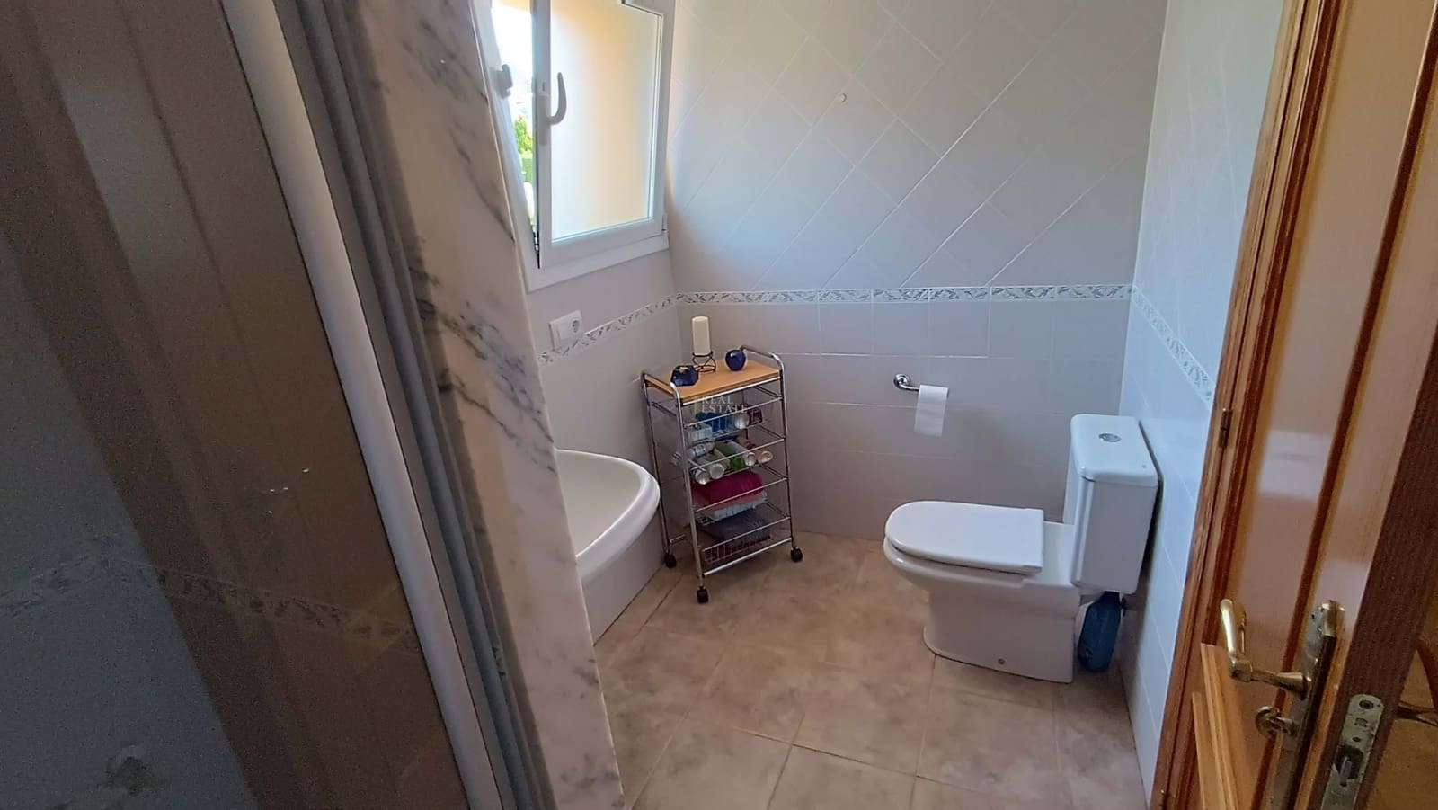 4 bedroom Villa for sale in Barx with pool garage - € 475,000 (Ref: 8555423)