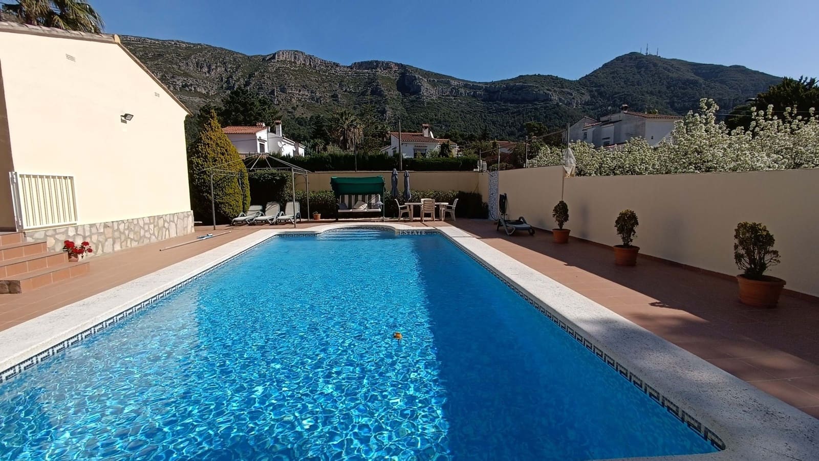 4 bedroom Villa for sale in Barx with pool garage - € 475,000 (Ref: 8555423)