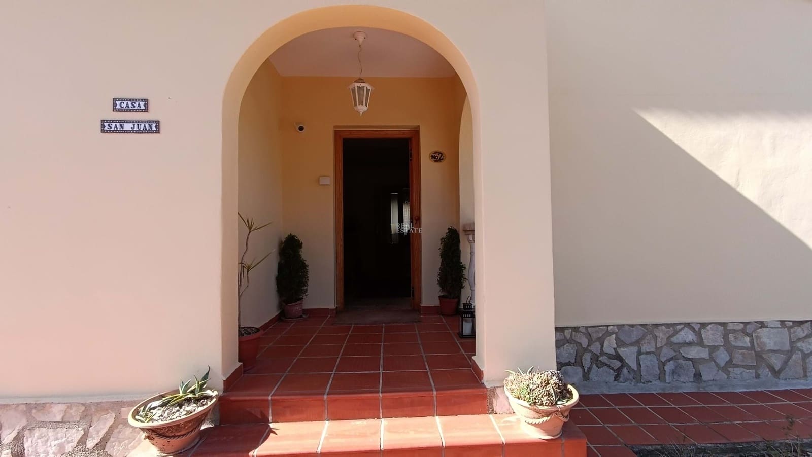 4 bedroom Villa for sale in Barx with pool garage - € 475,000 (Ref: 8555423)