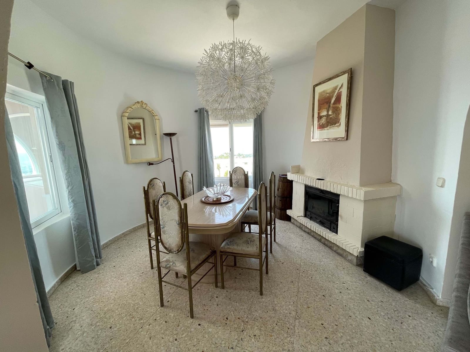 Chalet de 6 habitaciones en La Nucia en venta con piscina garaje - 650.000 € (Ref: 8555442)