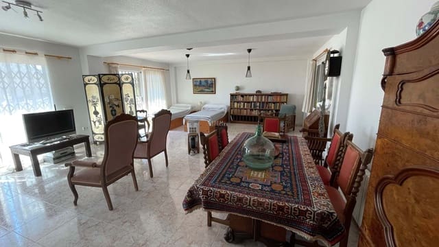 5 bedroom Villa for sale in La Nucia with pool garage - € 750,000 (Ref: 8555448)