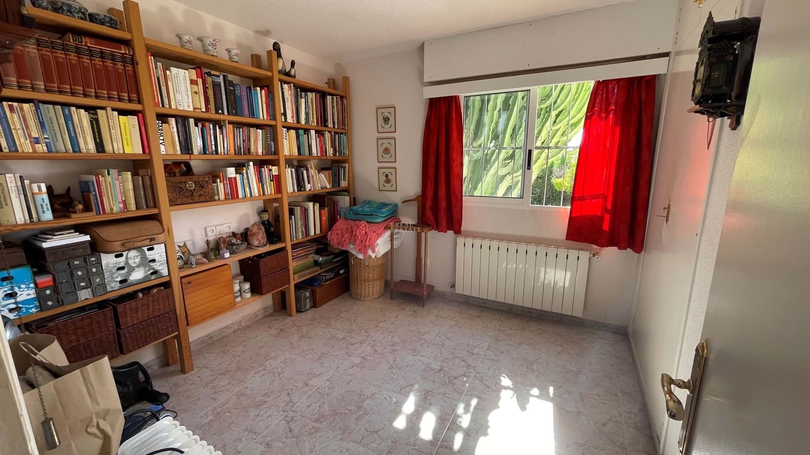 5 chambre Villa/Maison à vendre à La Nucia avec piscine garage - 750 000 € (Ref: 8555448)