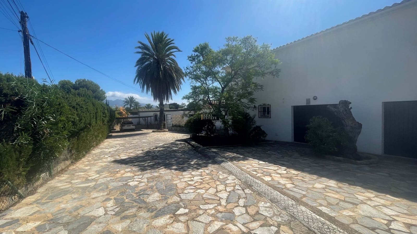 5 chambre Villa/Maison à vendre à La Nucia avec piscine garage - 750 000 € (Ref: 8555448)