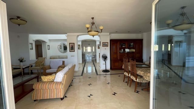 4 quarto Moradia para venda em Alfaz del Pi / L'Alfàs del Pi com piscina garagem - 1 250 000 € (Ref: 8555459)