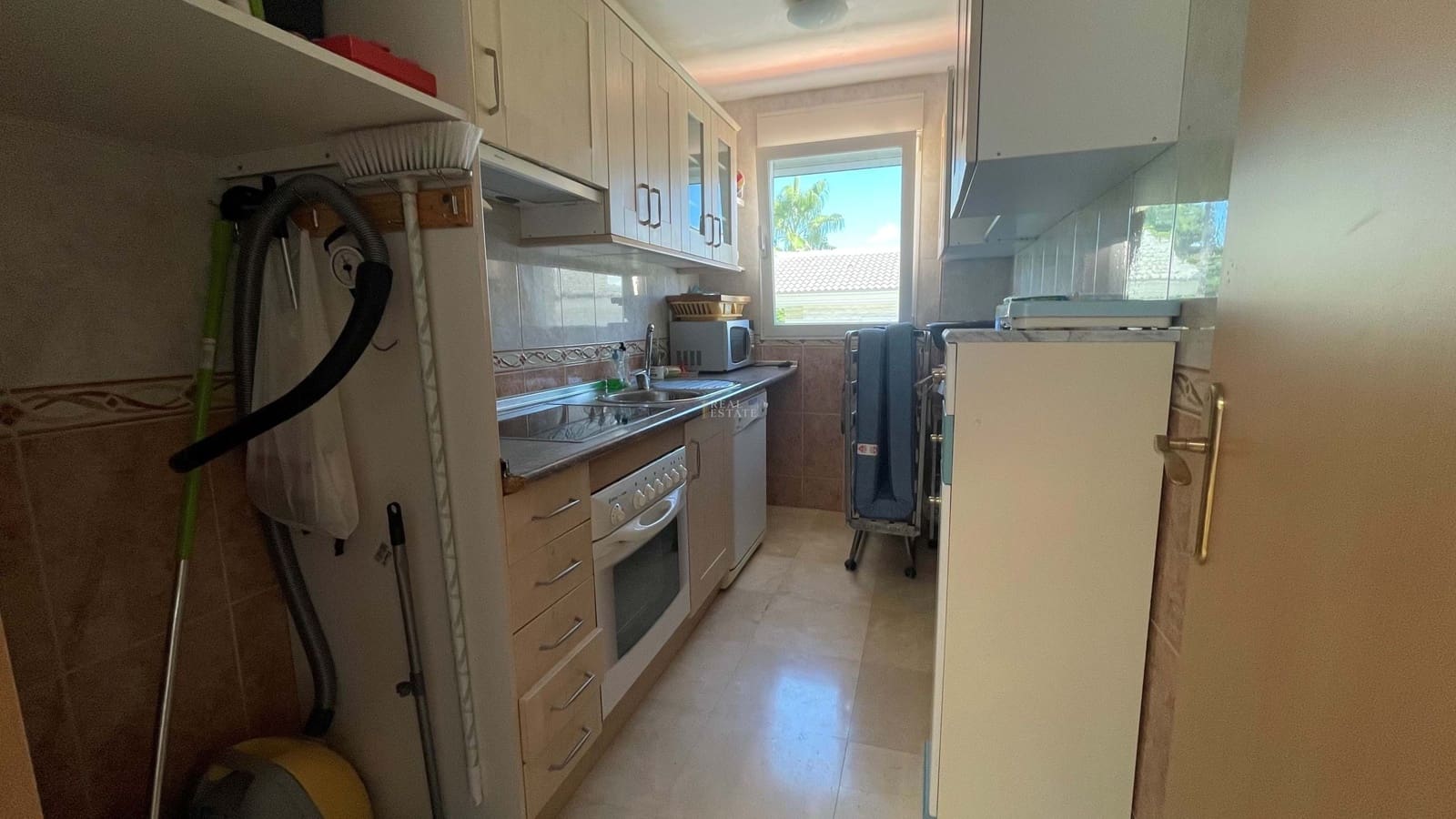 4 bedroom Villa for sale in Alfaz del Pi / L'Alfas del Pi with pool garage - € 1,250,000 (Ref: 8555459)