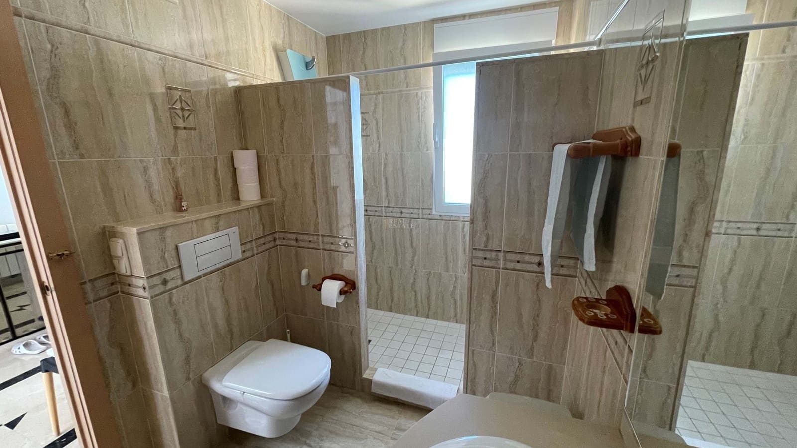 4 bedroom Villa for sale in Alfaz del Pi / L'Alfas del Pi with pool garage - € 1,250,000 (Ref: 8555459)