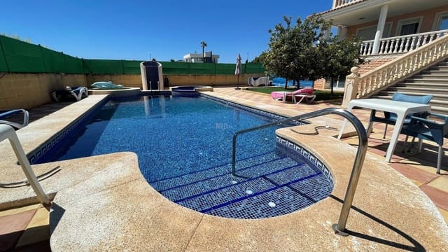 4 quarto Moradia para venda em Alfaz del Pi / L'Alfàs del Pi com piscina garagem - 1 250 000 € (Ref: 8555459)