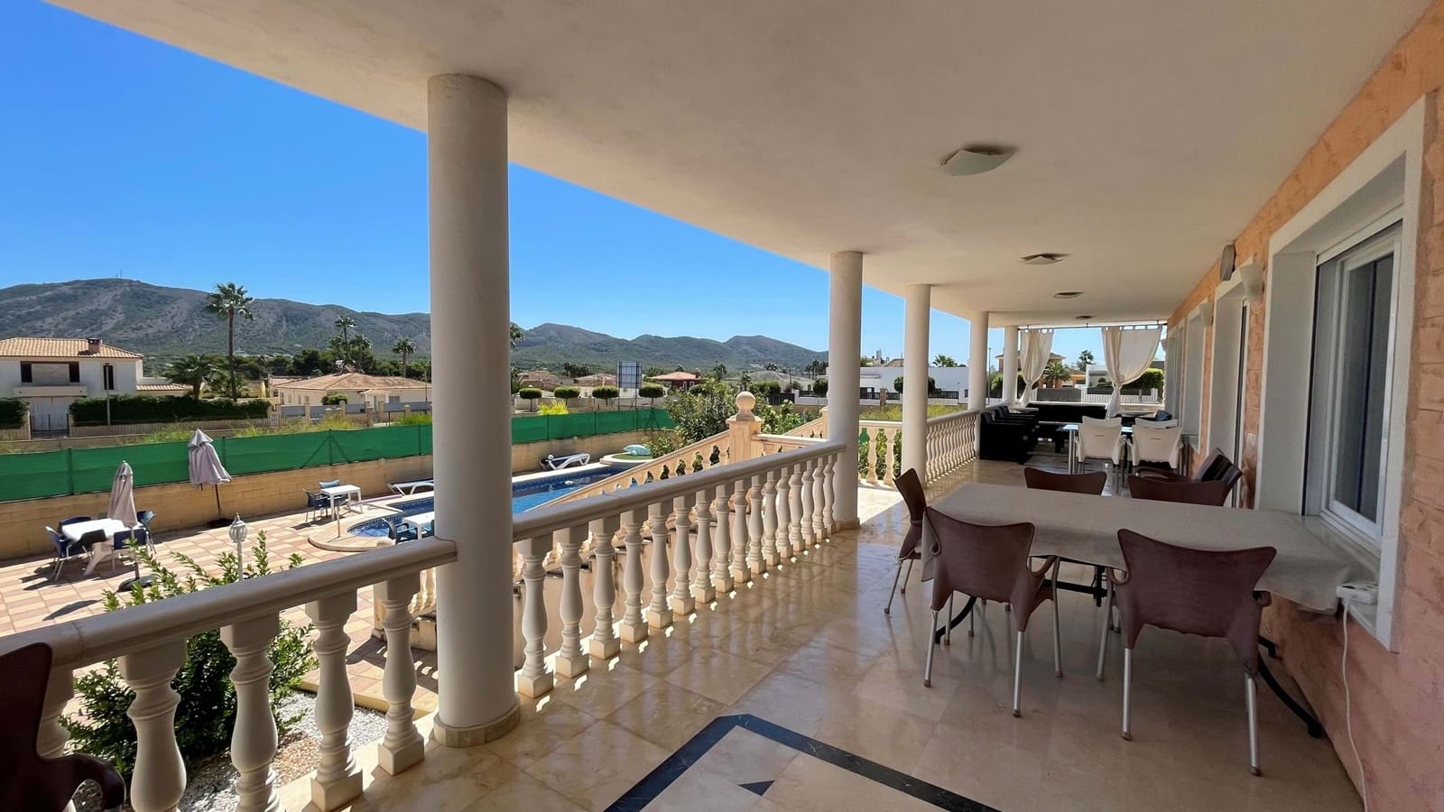 4 bedroom Villa for sale in Alfaz del Pi / L'Alfas del Pi with pool garage - € 1,250,000 (Ref: 8555459)