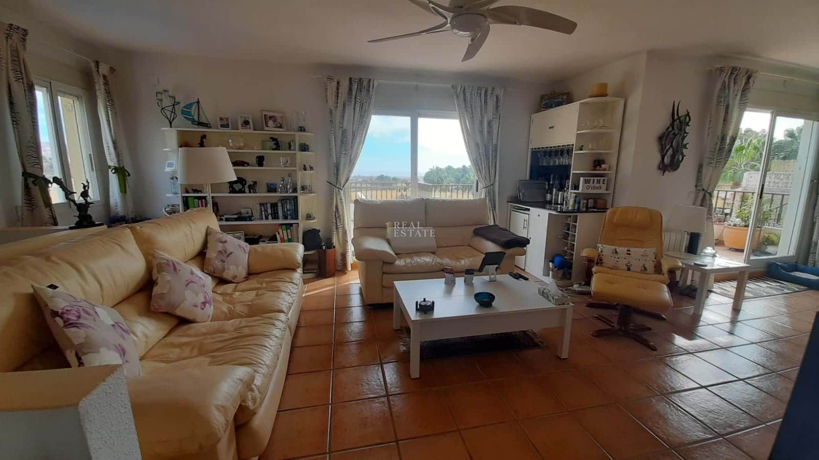 Chalet de 4 habitaciones en La Nucia en venta con piscina garaje - 470.000 € (Ref: 8555479)