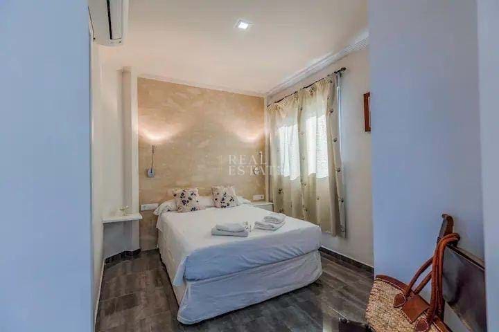 Chalet de 7 habitaciones en Calpe / Calp en venta con piscina garaje - 840.000 € (Ref: 8555490)