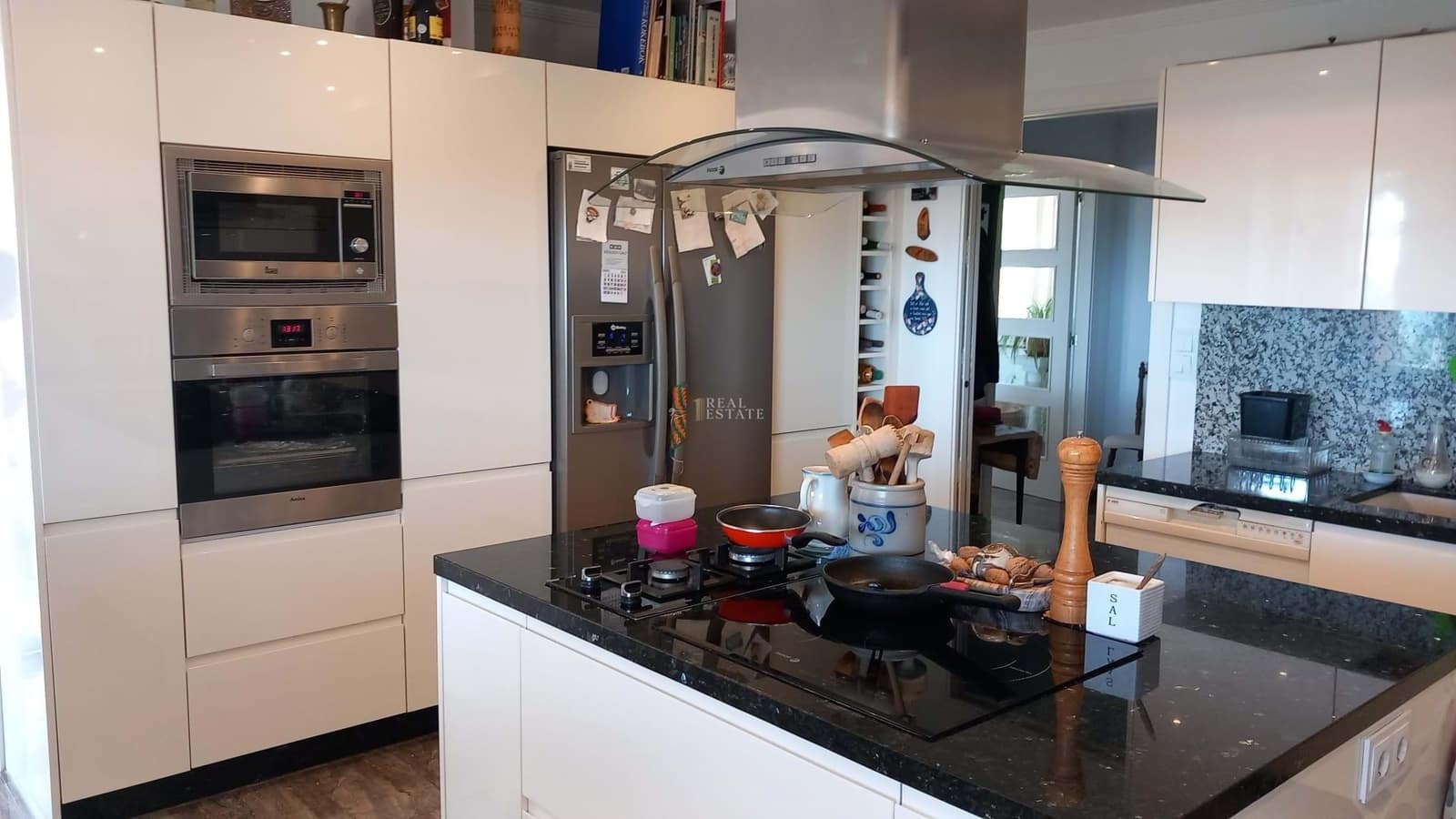 Chalet de 7 habitaciones en Calpe / Calp en venta con piscina garaje - 840.000 € (Ref: 8555490)