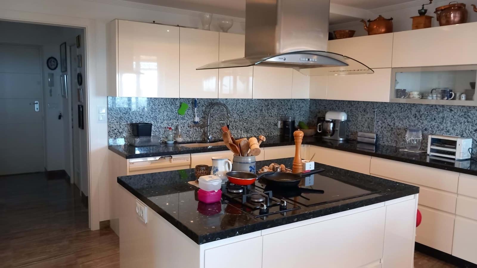 Chalet de 7 habitaciones en Calpe / Calp en venta con piscina garaje - 840.000 € (Ref: 8555490)