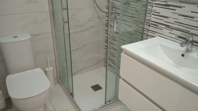 Apartamento de 3 habitaciones en Finestrat en venta con piscina garaje - 389.000 € (Ref: 8555495)