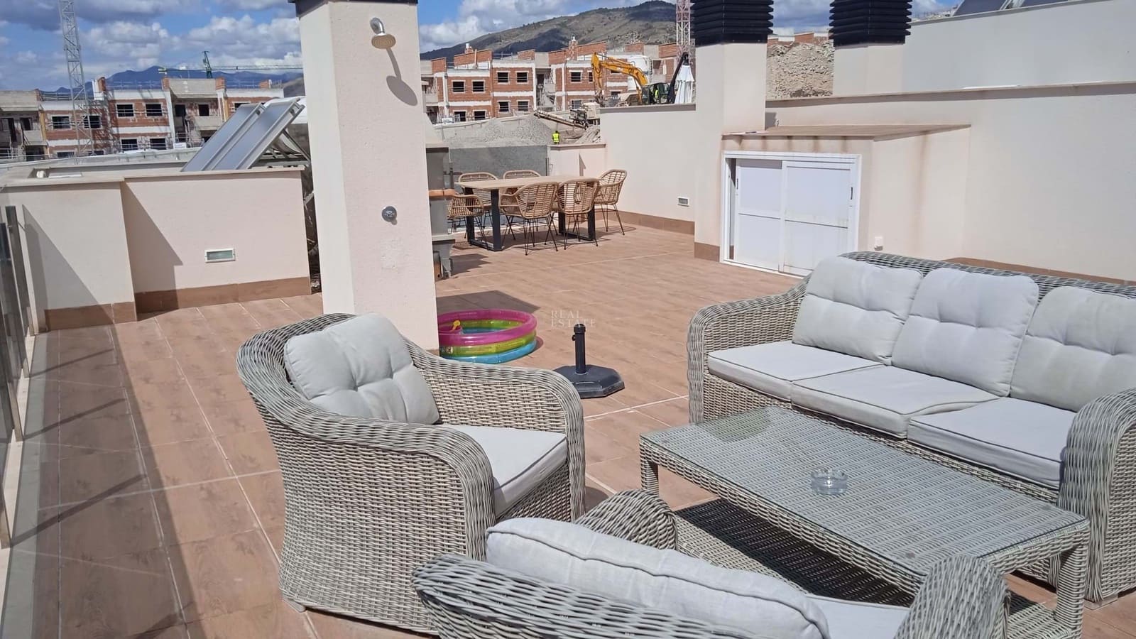 Apartamento de 3 habitaciones en Finestrat en venta con piscina garaje - 389.000 € (Ref: 8555495)