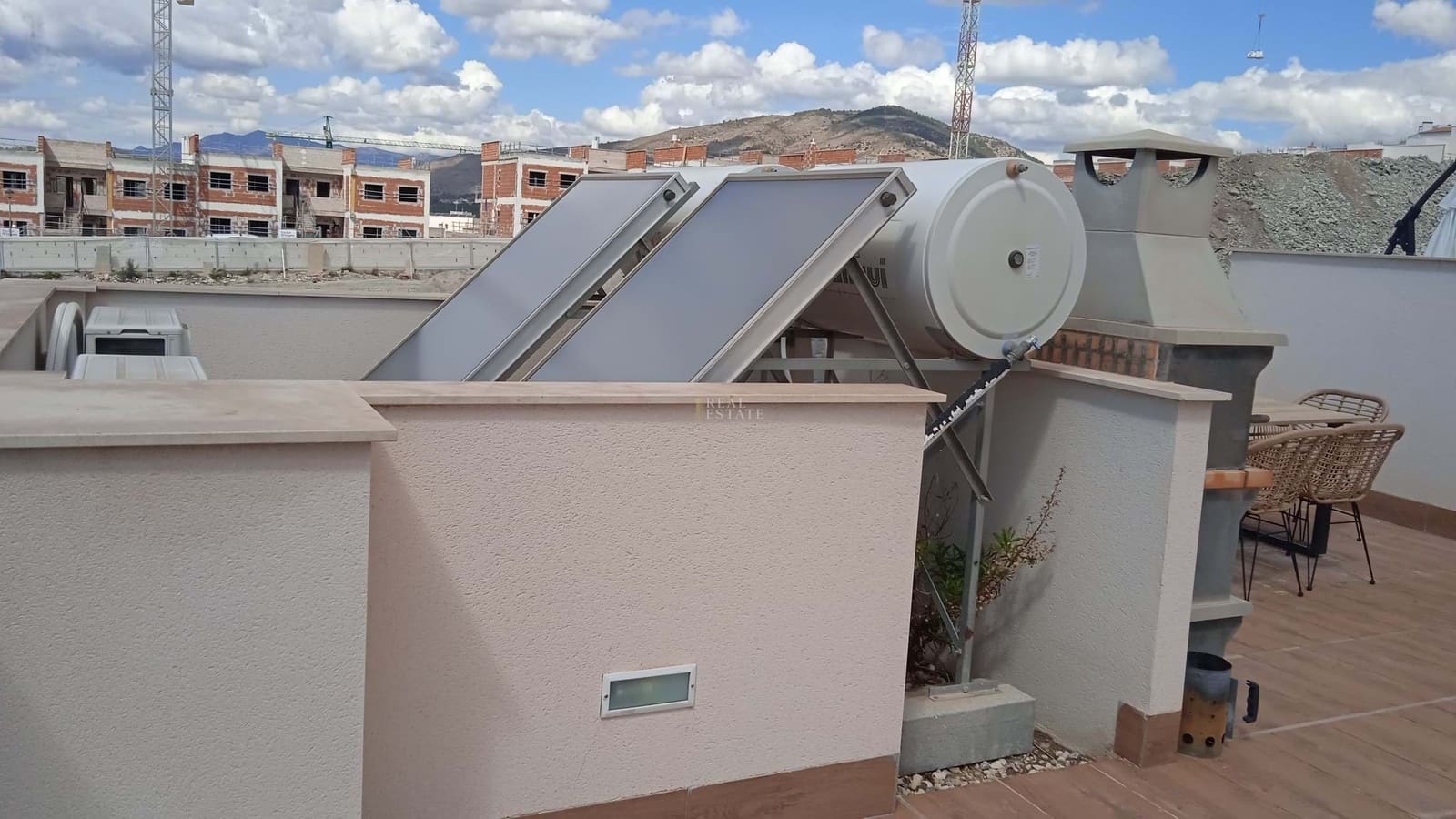 Apartamento de 3 habitaciones en Finestrat en venta con piscina garaje - 389.000 € (Ref: 8555495)