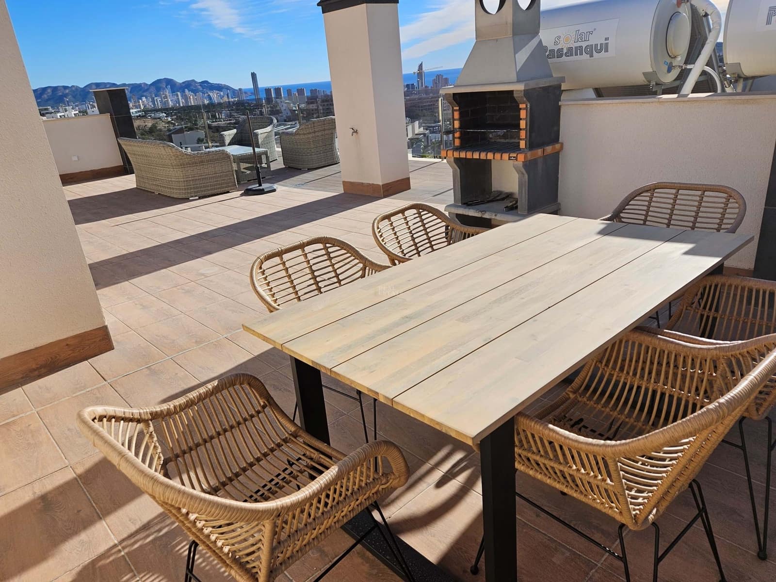 Apartamento de 3 habitaciones en Finestrat en venta con piscina garaje - 389.000 € (Ref: 8555495)