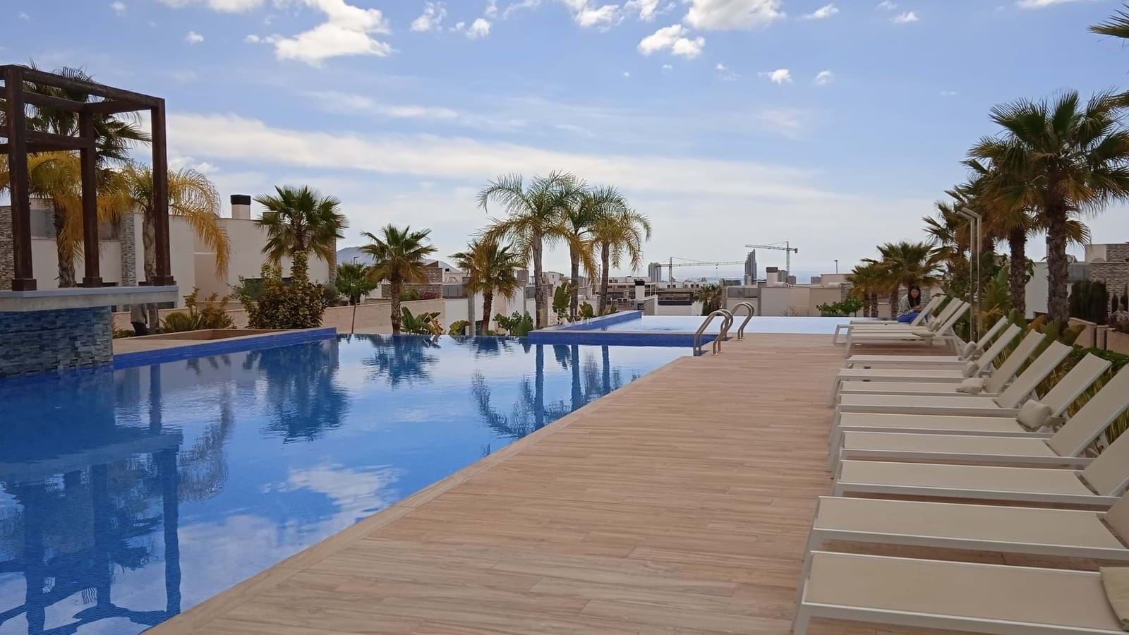 Apartamento de 3 habitaciones en Finestrat en venta con piscina garaje - 389.000 € (Ref: 8555495)