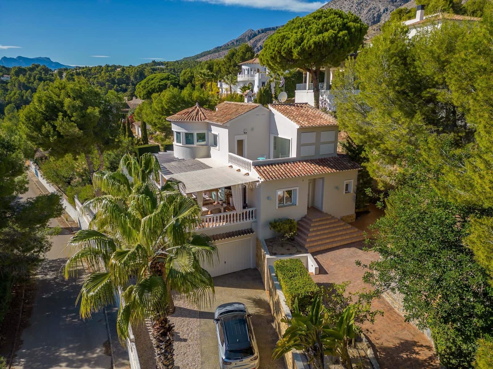Chalet de 4 habitaciones en Altea en venta con piscina garaje - 1.100.000 € (Ref: 8555517)