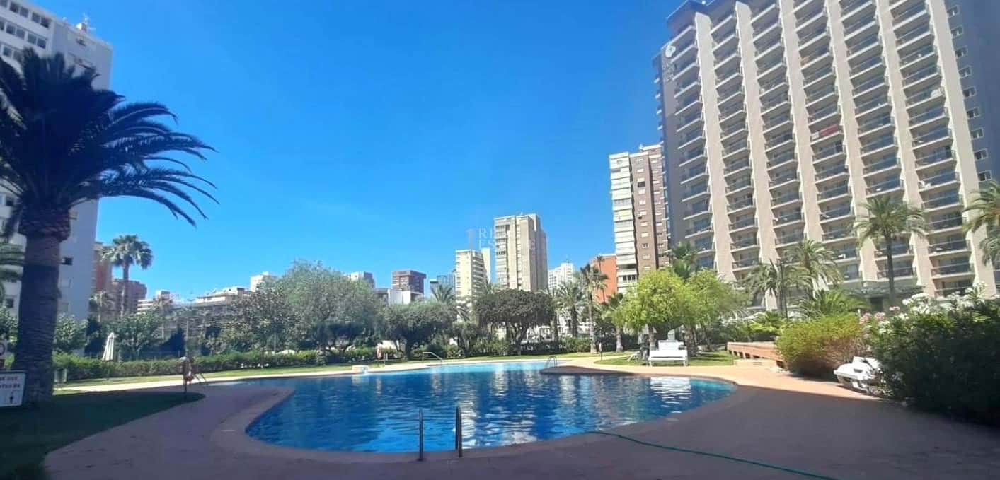 4 bedroom Apartment for sale in Benidorm with pool garage - € 495,000 (Ref: 8555519)