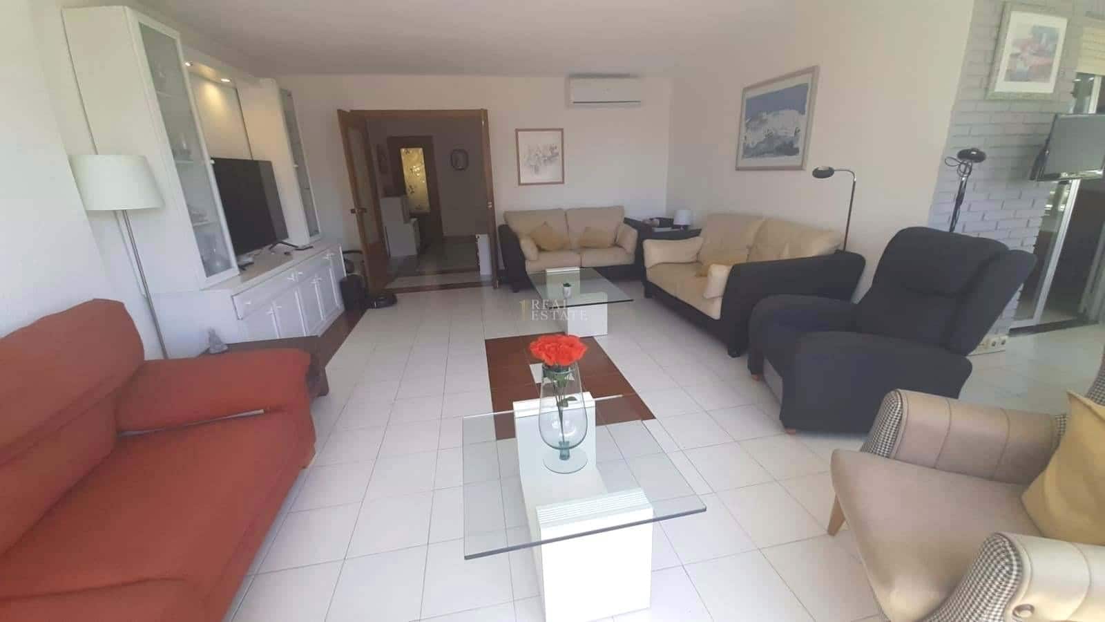 4 bedroom Apartment for sale in Benidorm with pool garage - € 495,000 (Ref: 8555519)