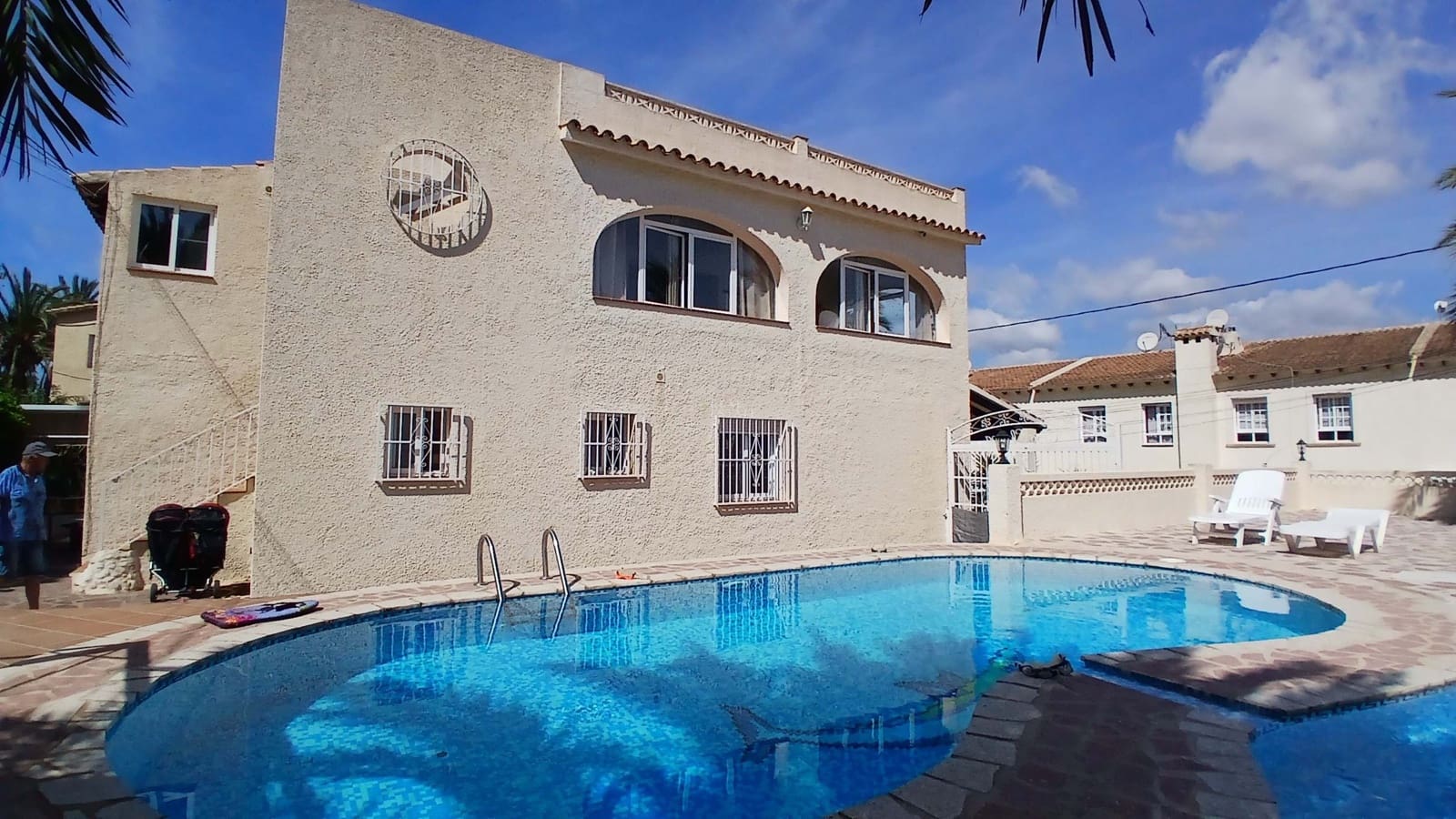 9 bedroom Villa for sale in Alfaz del Pi / L'Alfas del Pi with pool garage - € 799,950 (Ref: 8555552)