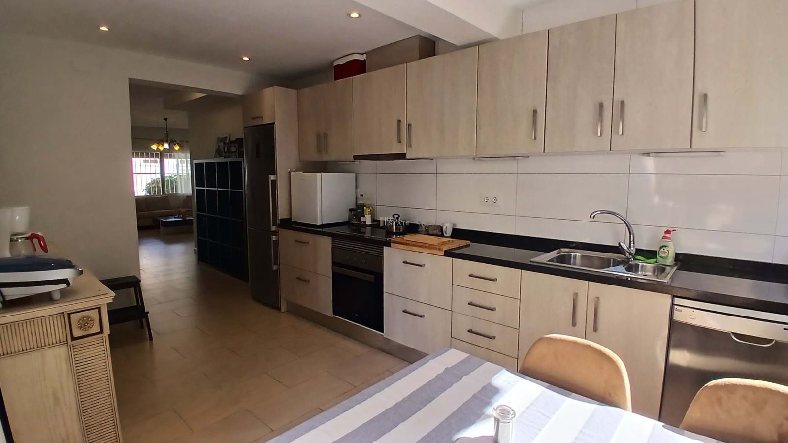 9 bedroom Villa for sale in Alfaz del Pi / L'Alfas del Pi with pool garage - € 799,950 (Ref: 8555552)